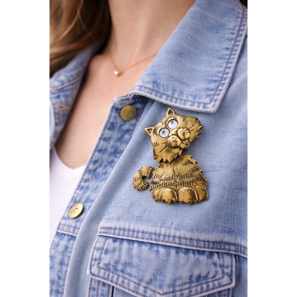 Vintage JJ Jonette Jewelry Cat Brooch Gold Bronze Tone Movable Head Googly‎ Eyes